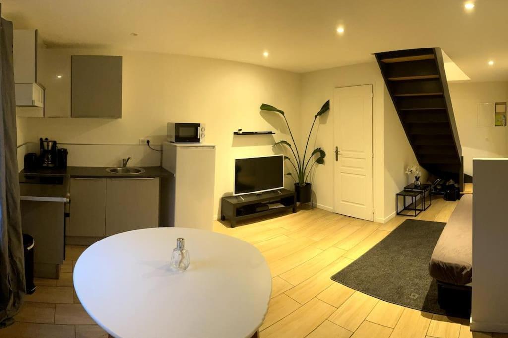 Appartement Duplex Proche Zenith, Megacite, Stade Amiens Zewnętrze zdjęcie